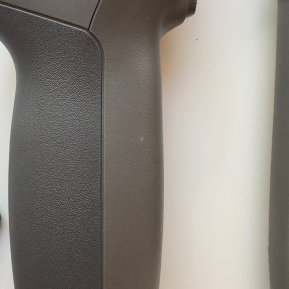 DJI Osmo Mobile 3 Smartphone Gimbal with tripod - Picture 8 of 9